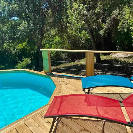 De 2 Chambres Avec Piscine Privee Jardin Clos Et Wifi A Figari * Figari (Corsica)